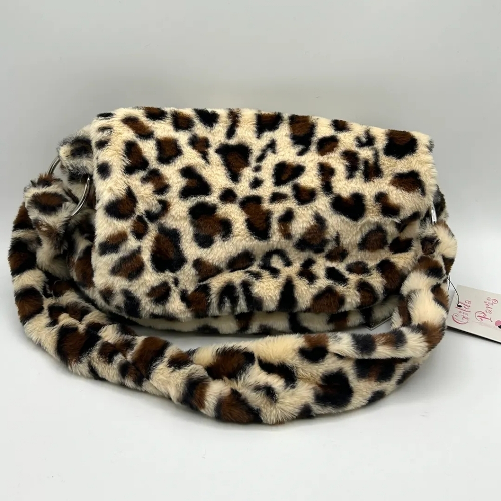 NWT GILDA PARIS 🐆